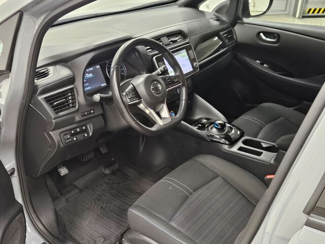 NISSAN Leaf 2021 N-Connecta 40 kWh LED FI