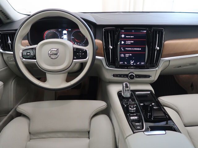 Volvo S90 2019 T8 AWD Inscription aut