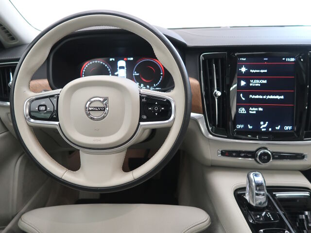 Volvo S90 2019 T8 AWD Inscription aut
