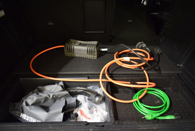 PEUGEOT 3008 2022 Allure Pack Anniversary Hybrid 225 EAT8-automaatti*Ladattava hybridi* Pörhötakuu 1.v/ 20000 km*