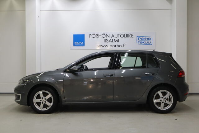 VOLKSWAGEN Golf 2020 e-Golf 100 kW (136 hv) automaatti
