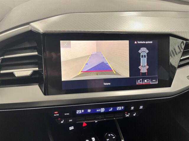 Audi Q4 e-tron 2022 50 e-tron quattro, 1-omisteinen suomiauto! Matriisi ledit, vetokoukku, uudet kesärenkaat! Takuu!
