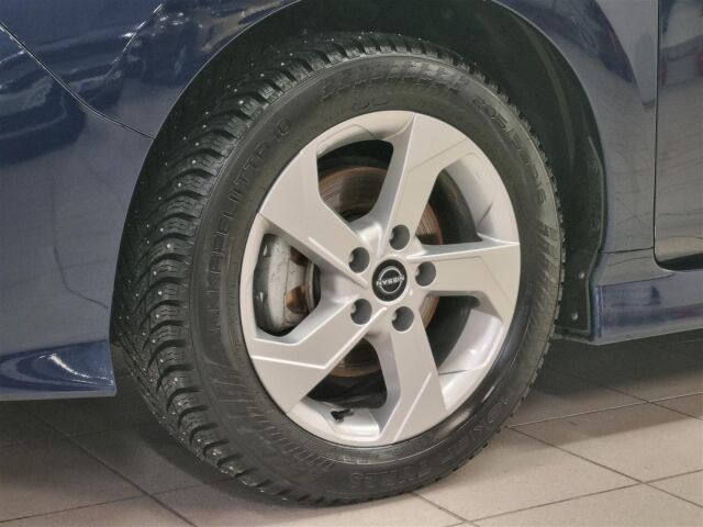 NISSAN Leaf 2023 N-Connecta MY22 39 kWh LED FI / Navi / 360-Kamera / ACC / Koukku