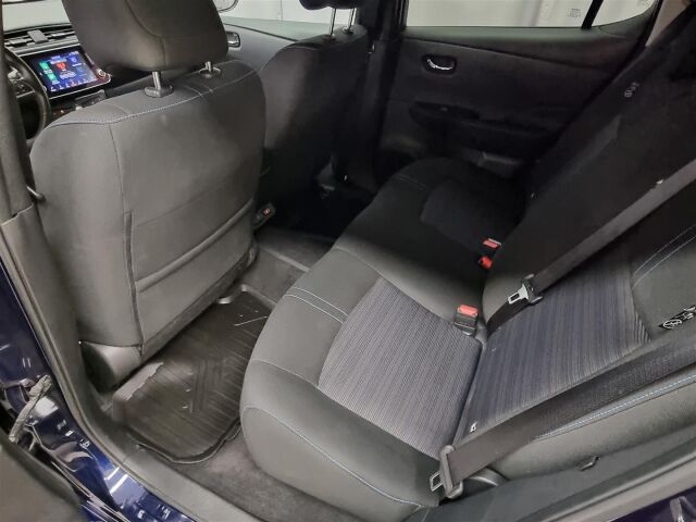 NISSAN Leaf 2023 N-Connecta MY22 39 kWh LED FI / Navi / 360-Kamera / ACC / Koukku
