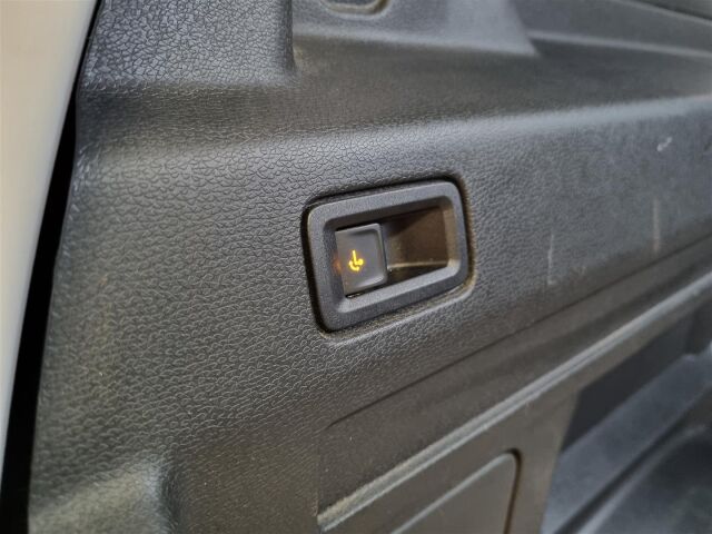 VOLKSWAGEN ID. Buzz Cargo 2023 Cargo 150kW PRO Business 77 kWh  * 1 omistaja / Alv. / Vetokoukku / ACC  *