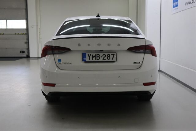 SKODA Octavia 2023 1.5 TSI Style eTEC DSG Autom.
