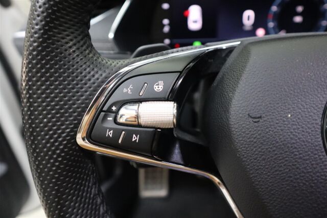 SKODA Octavia 2023 1.5 TSI Style eTEC DSG Autom.