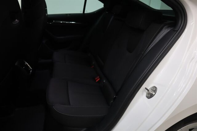 SKODA Octavia 2023 1.5 TSI Style eTEC DSG Autom.