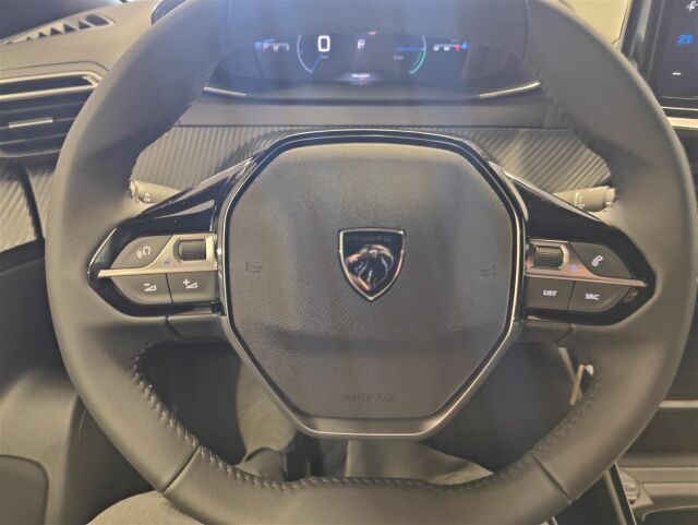 Peugeot 2008 2026 Allure Hybrid 145 Automaatti