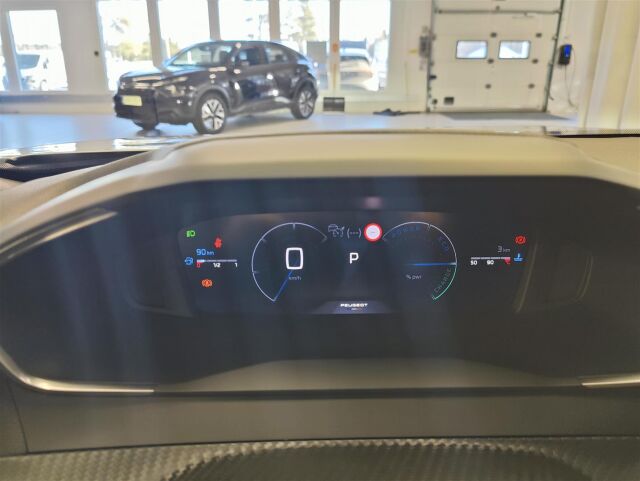 Peugeot 2008 2026 Allure Hybrid 145 Automaatti