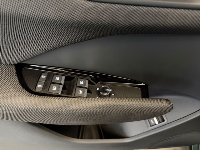 Audi Q3 2026 e-hybrid 200 kW. Takuu 5-vuotta / 100.000 km