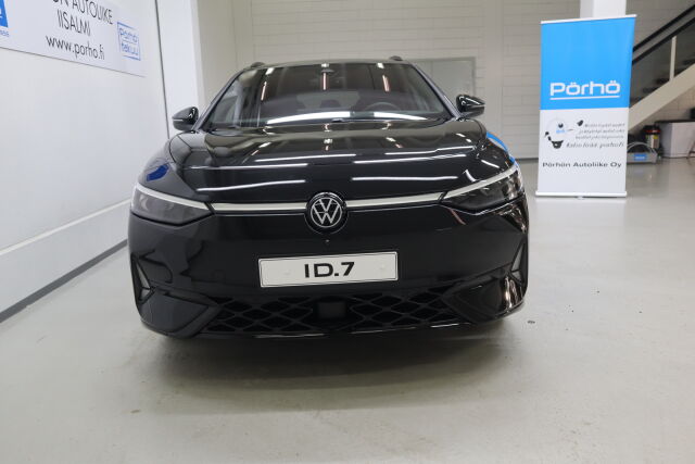 Volkswagen ID.7 2026 Tourer GTX 4MOTION Premium 250 kW Akku 86kWh ** Talvirenkaat 760 € **