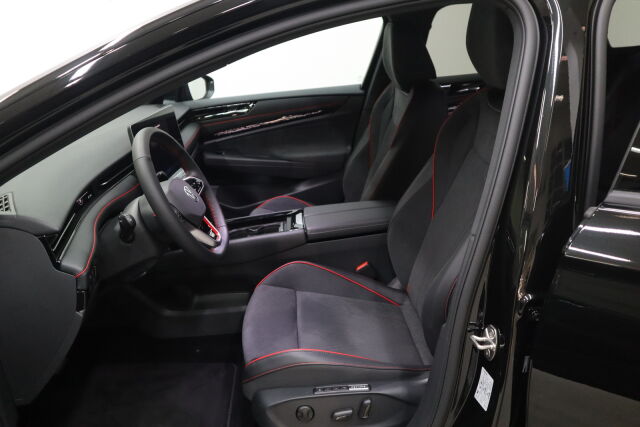 Volkswagen ID.7 2026 Tourer GTX 4MOTION Premium 250 kW Akku 86kWh ** Talvirenkaat 760 € **