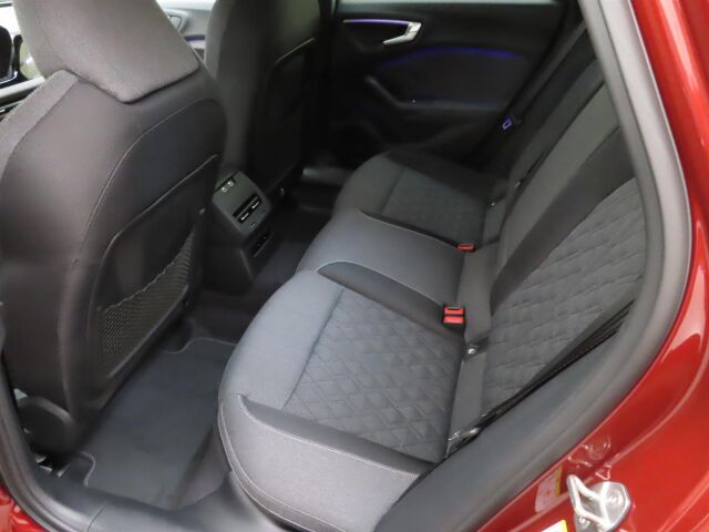 Audi A5 2026 Sedan e-hybrid quattro S line: Uudistunut mv2026!