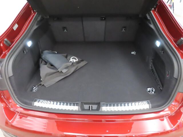 Audi A5 2026 Sedan e-hybrid quattro S line: Uudistunut mv2026!