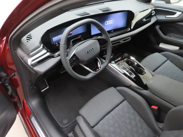 Audi A5 2026 Sedan e-hybrid quattro S line: Uudistunut mv2026!