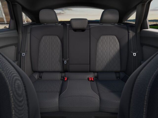 Audi A5 2026 Sedan e-hybrid quattro 220 kW: Tulossa varastoon. Uudistunut mv2026!