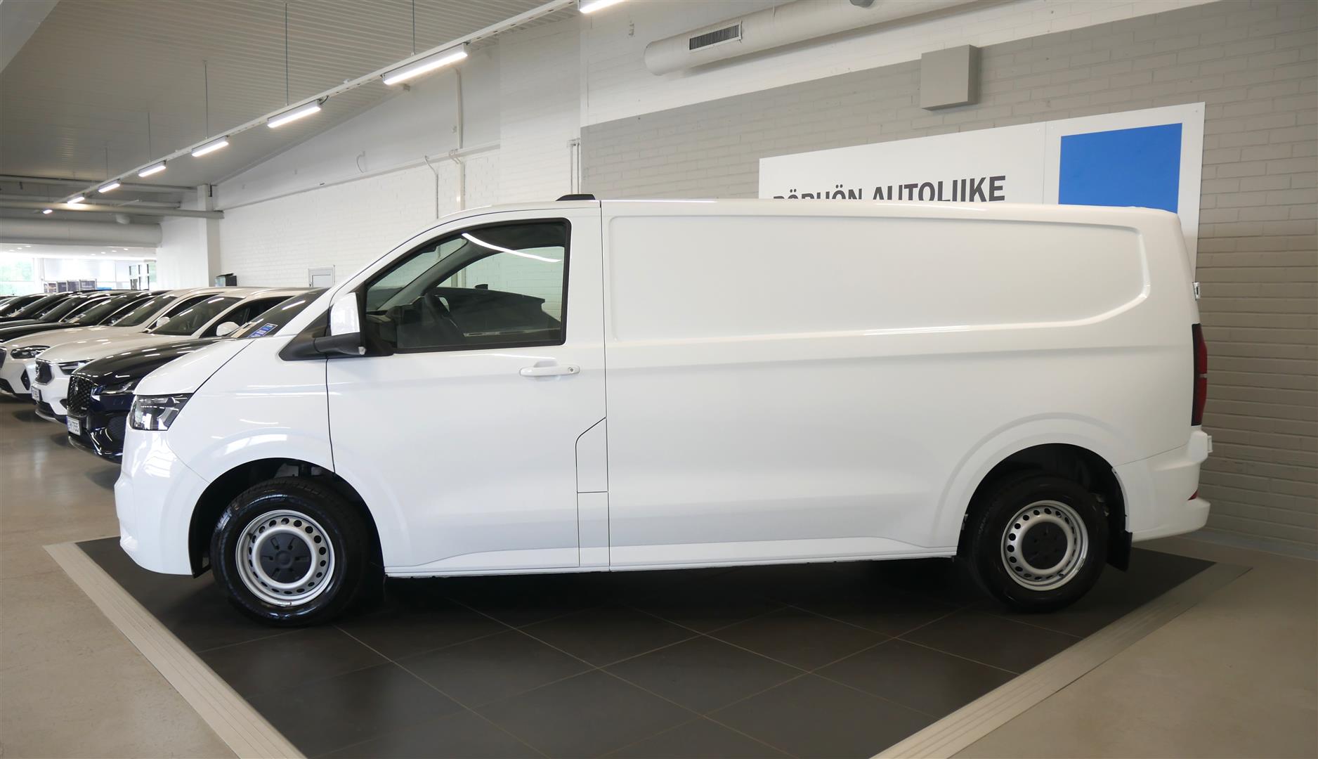 Volkswagen Transporter 2026, photo 2/16