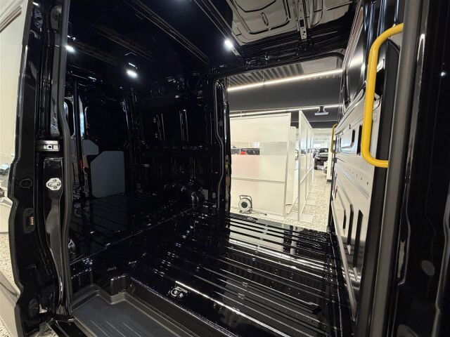 Volkswagen Crafter 2026 35 umpipakettiauto 2,0 TDI 130 kW 4Motion 8at, 3640, korkea katto