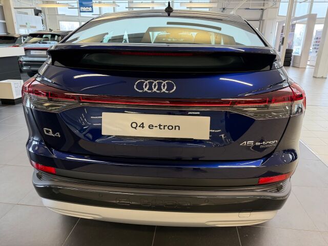 Audi Q4 e-tron 2026 Sportback 45 e-tron quattro Vorsprung Edition, Takuu 5-vuotta / 100.000 km