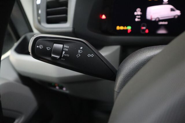 Volkswagen Crafter 2026 35 umpipakettiauto 2,0 TDI 130 kW 4Motion 8at, 4490 *HUIPPUVARUSTEET*