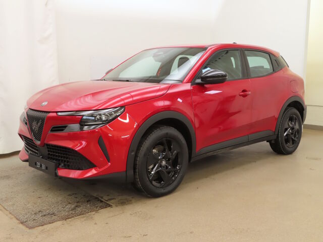 Alfa Romeo Junior 2026 ibrida Automaatti Edizione *Heti toimitukseen