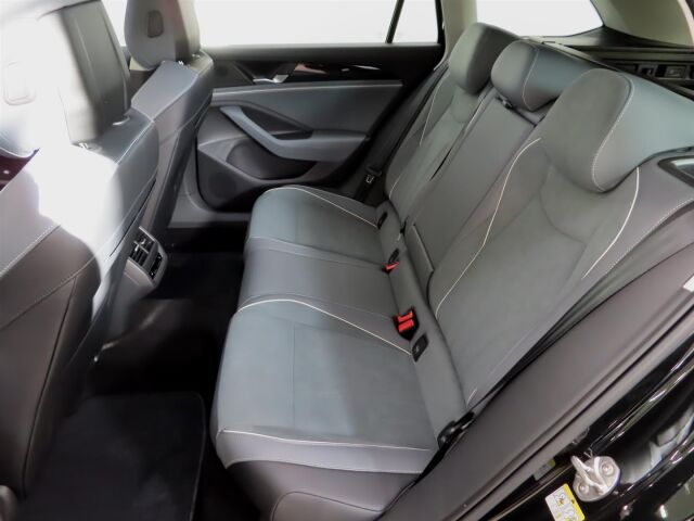 Volkswagen Passat 2026 Variant Comfort Business 2,0 TDI SCR 90 kW DSG-automaatti
