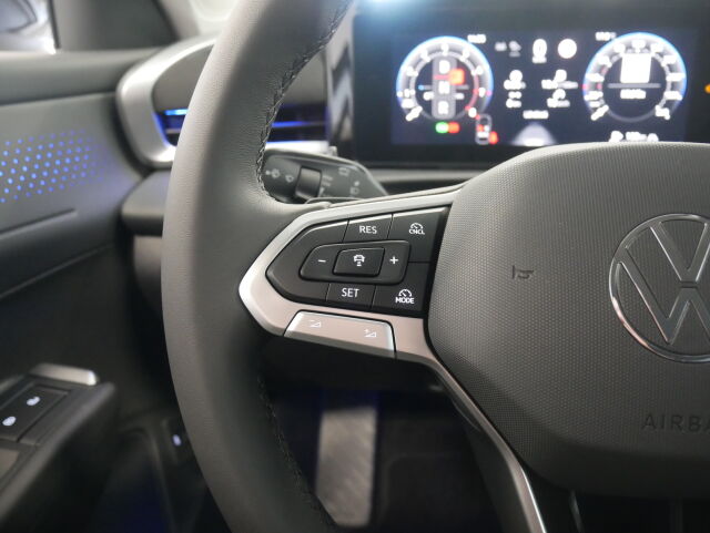 Volkswagen T-Roc 2026 Style 1,5 eTSI 110 kW (MHEV) DSG-automaatti*Heti toimitukseen!*