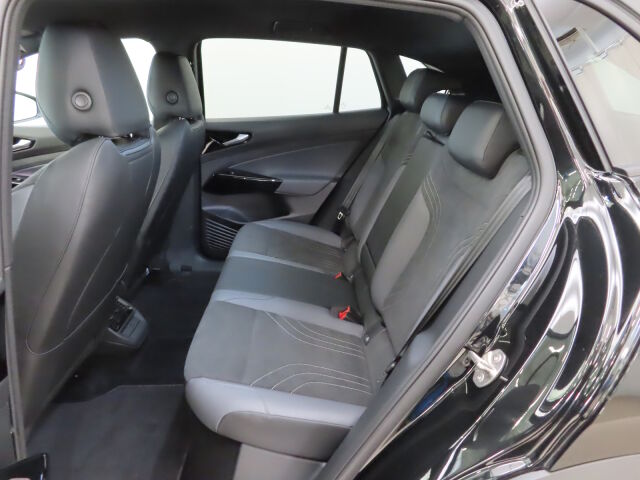 Volkswagen ID.4 2026 Pro 4MOTION Elegance 210 kW, akku 77kWh