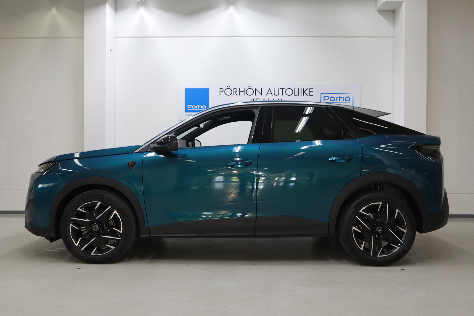 Peugeot 3008 GT Hybrid 145 Automaatti 2026, kuva 3/23