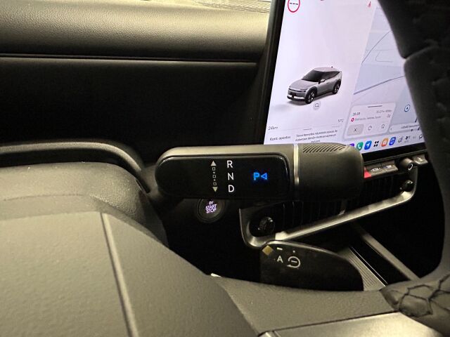Hyundai IONIQ 3 2026 61 kWh 135 hv Trend / Navi / Adapt.vakkari / Kamera / Lämpöpumppu / 2 x renkaat /