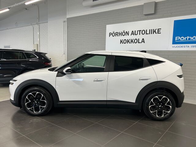 Hyundai IONIQ 3 2026 61 kWh 135 hv Trend / Navi / Adapt.vakkari / Kamera / Lämpöpumppu / 2 x renkaat /