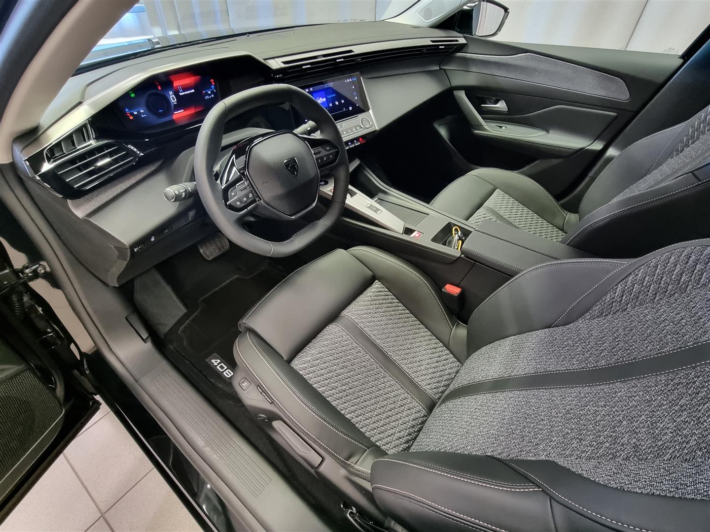 Peugeot 408 2026, photo 6/22
