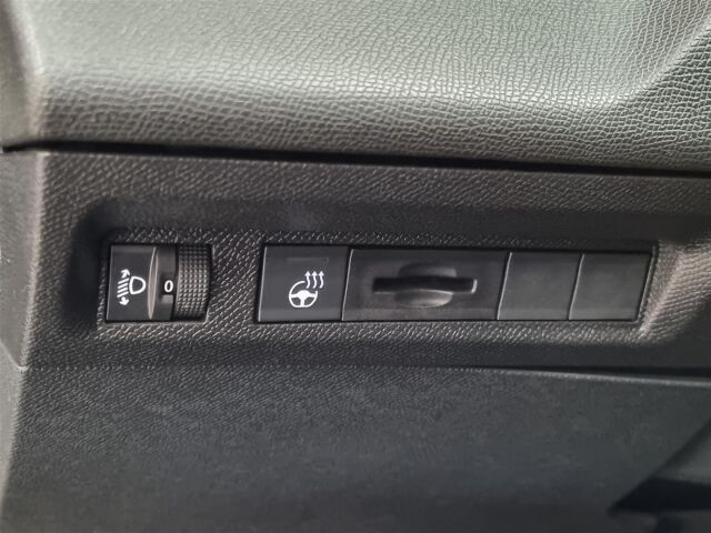 Peugeot 408 2026 Allure Launch Edition Hybrid 145 Automaatti