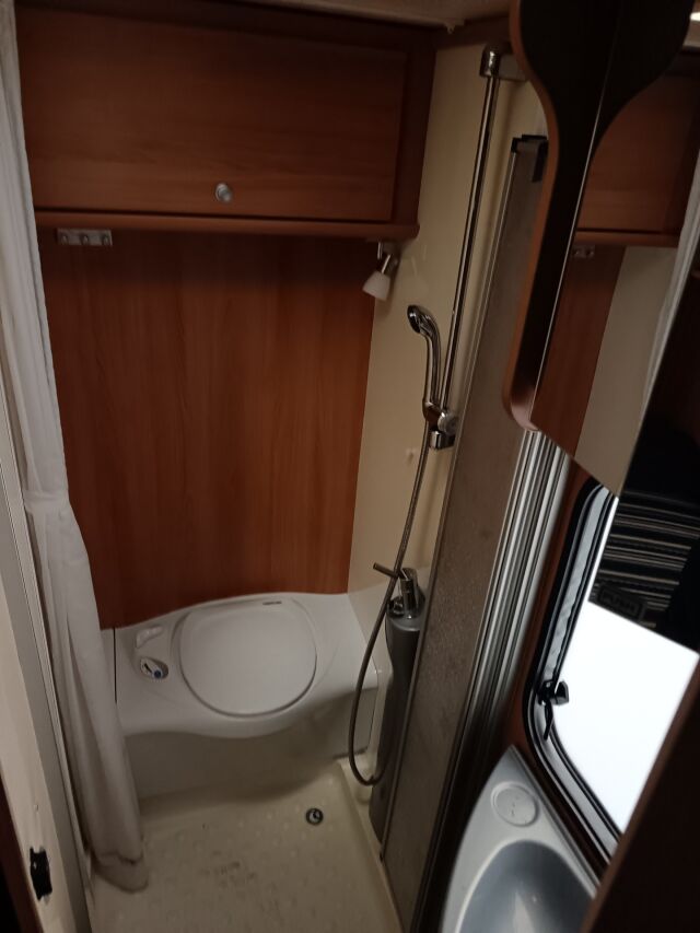 FIAT-DETHLEFFS DETHLEFFS 2008 T 6501 B Advantage Matkailuauto (SA) 3ov 2287cm3