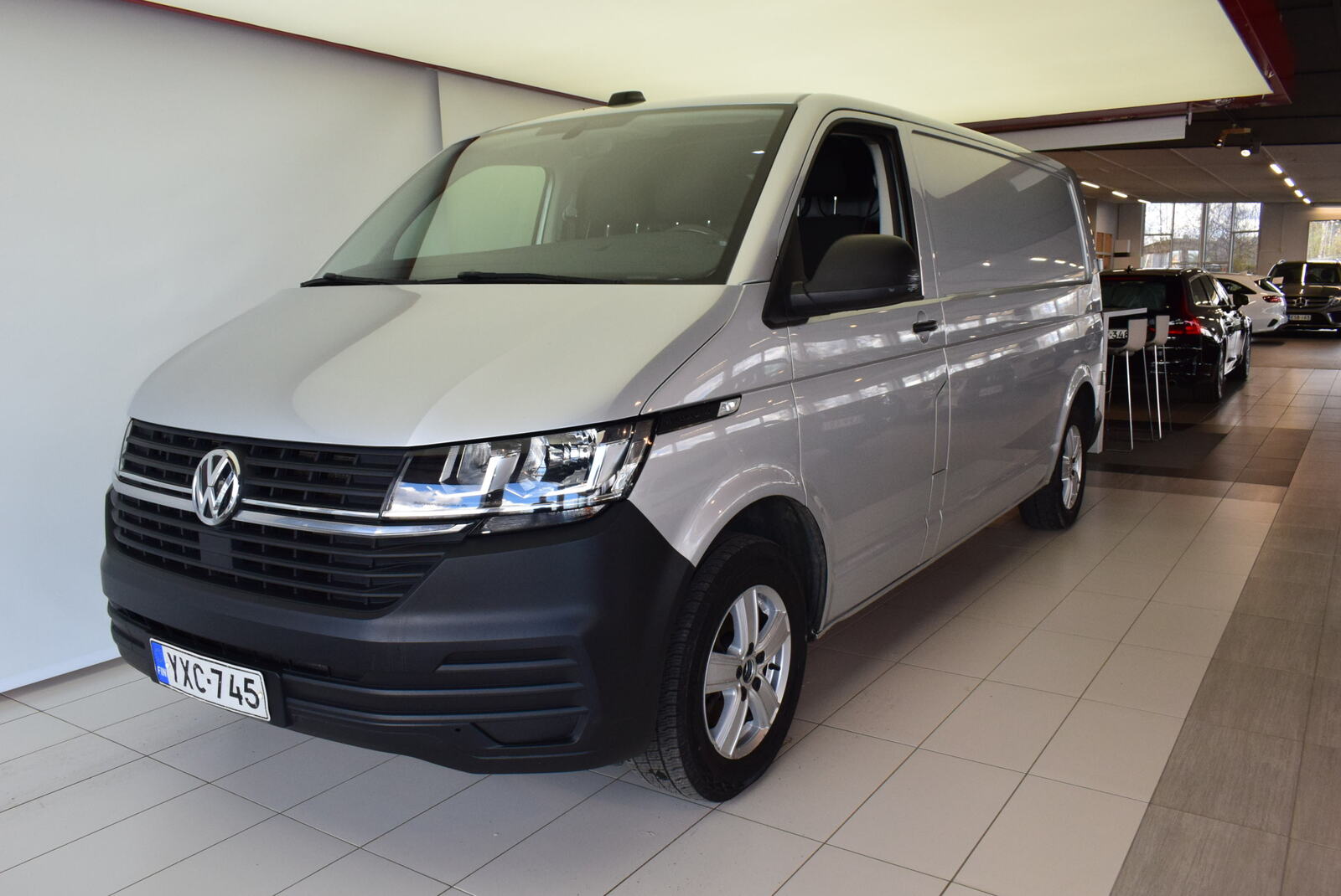 Volkswagen Transporter 2020, kuva 3/14