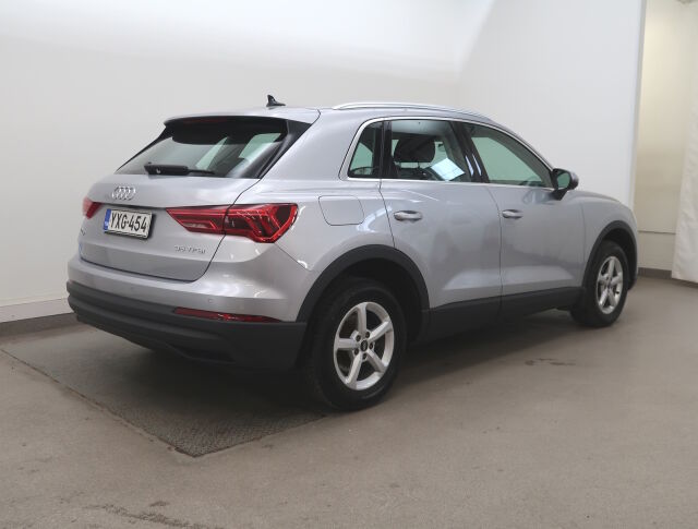 Audi Q3 2020 Business 35 TFSI 110 kW S tronic