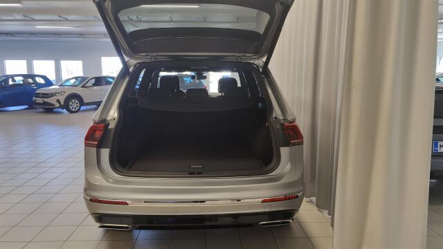 VOLKSWAGEN Tiguan Allspace 2020 R-Line 2,0 TDI SCR 110 kW (150 hv) 4MOTION DSG-automaatti