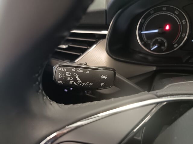 Skoda Kamiq 2021 1.0 TSI 110 Clever DSG Autom.