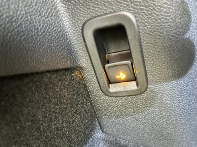 VOLKSWAGEN Golf 2021 GTE 180 kW (PHEV) DSG-automaatti, 1-omisteinen suomiauto, takuu! Hieno yksilö!