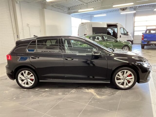 VOLKSWAGEN Golf 2021 GTE 180 kW (PHEV) DSG-automaatti, 1-omisteinen suomiauto, takuu! Hieno yksilö!