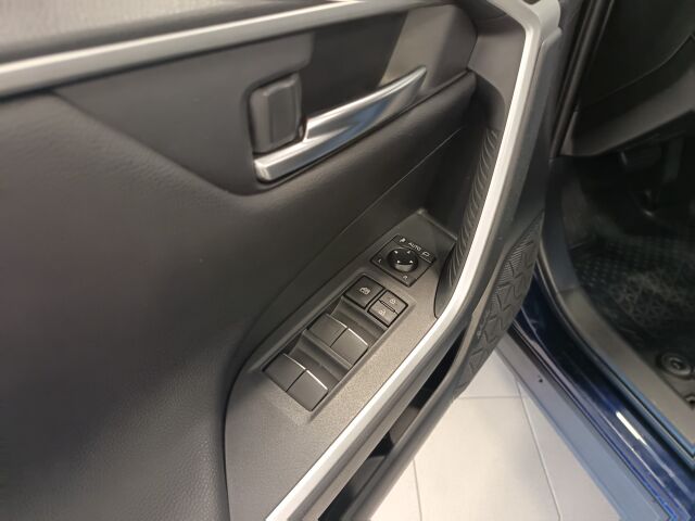TOYOTA RAV4 2021 2,5 Hybrid AWD-i Active