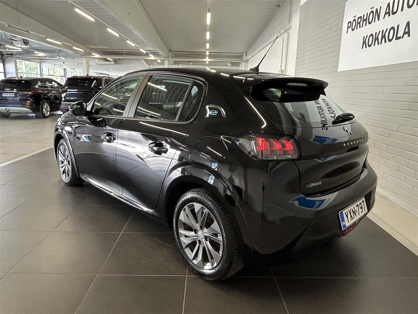 Peugeot e-208 2021, kuva 4/29
