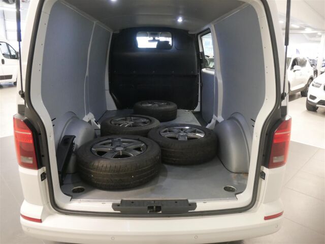 VOLKSWAGEN Transporter 2021 umpipakettiauto Pitkä 2,0 TDI 110 kW 4Motion