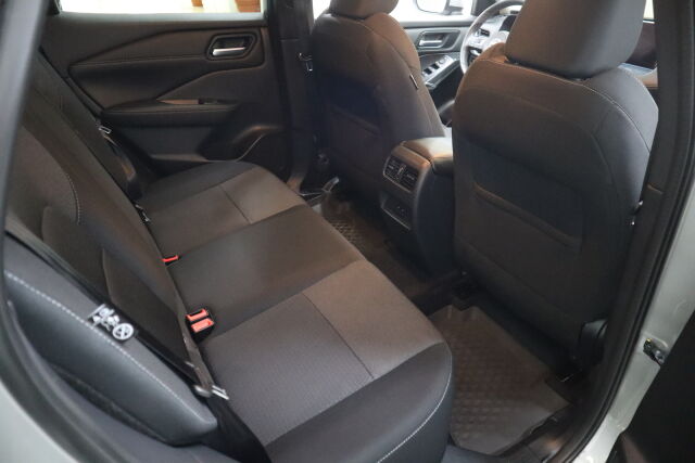 NISSAN Qashqai 2024 e-POWER 2WD N-Connecta 12.3" TFT *Tehdastakuu voimassa, 1- omistaja, 2 renkaat alumiinivanteilla*