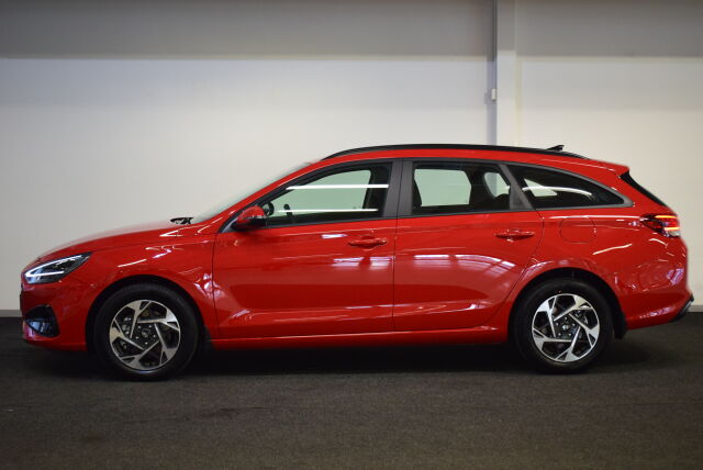 Hyundai i30 Wagon 2025 1,0 T-GDI 120 hv 7-DCT-aut Comfort * Korko 0,99% + Talvirenkaat 499;- *