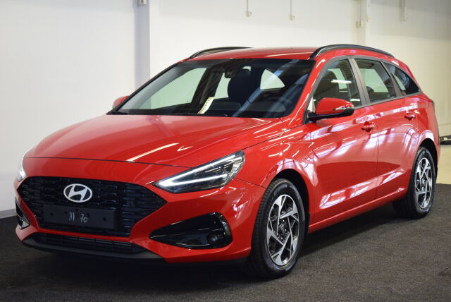 Hyundai i30 Wagon 2025 1,0 T-GDI 120 hv 7-DCT-aut Comfort * Korko 0,99% + Talvirenkaat 499;- *
