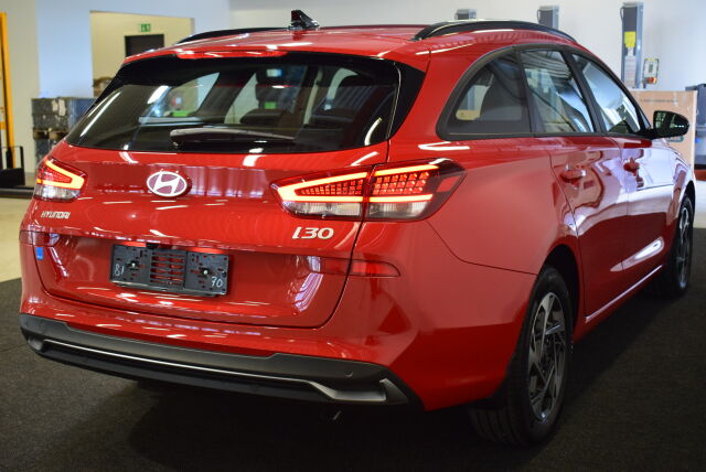 Hyundai i30 Wagon 2025 1,0 T-GDI 120 hv 7-DCT-aut Comfort * Korko 0,99% + Talvirenkaat 499;- *