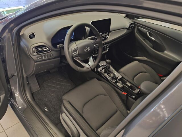 Hyundai i30 Wagon 2025 1.0 T-GDi 100 hv 7DCT-aut. Comfort MY25