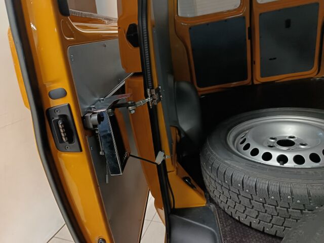 VOLKSWAGEN Transporter 2024 umpipakettiauto Pitkä 2,0 TDI 110 kW 4Motion DSG 3200kg (MAR)